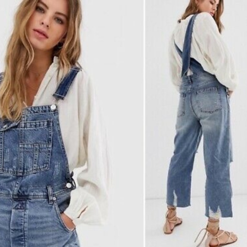 WE THE FREE. FREE PEOPLE Distressed Denim Overalls